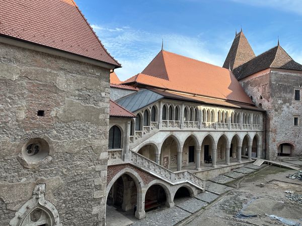 Mittelalterliche Geschichte im Corvin Castle