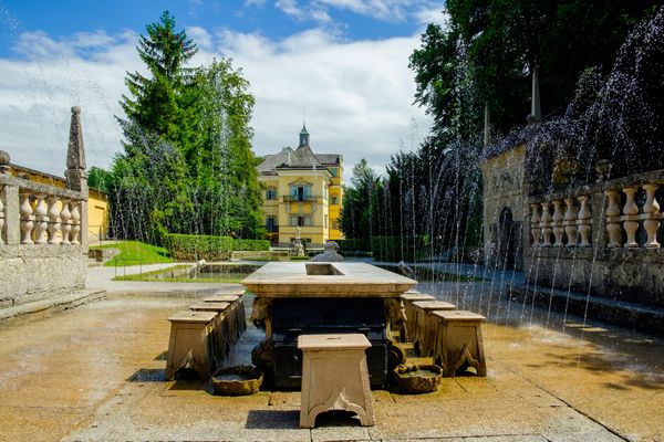 Spaßige Wasserspiele im Schloss Hellbrunn