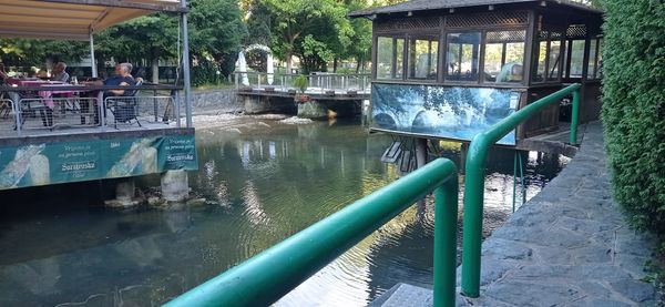 Brücke voller Romantik