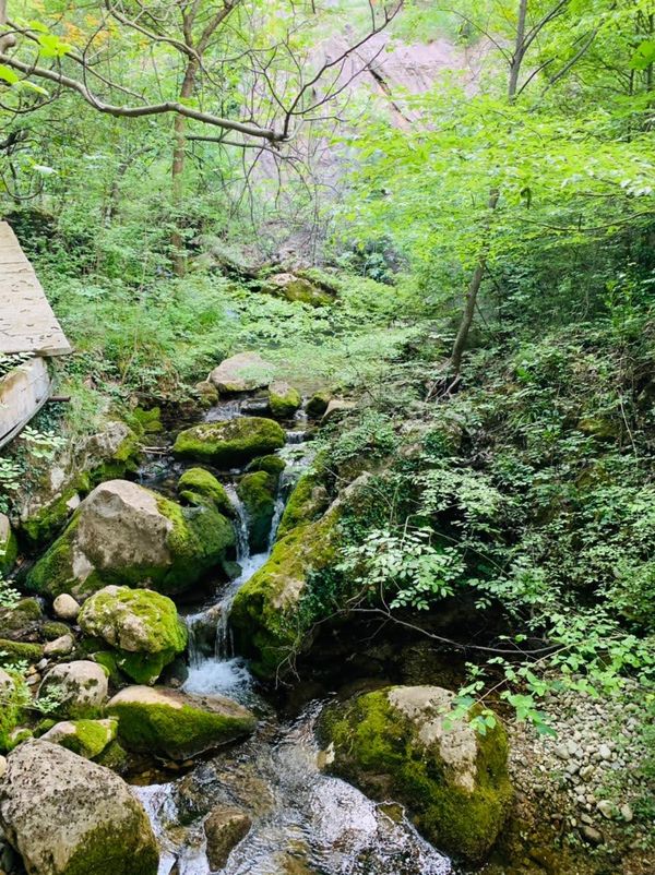 Verstecktes Paradies in den Bergen