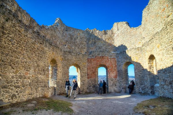 Historische Ruine mit malerischem Ausblick