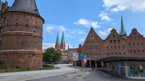 Bestaune das historische Holstentor