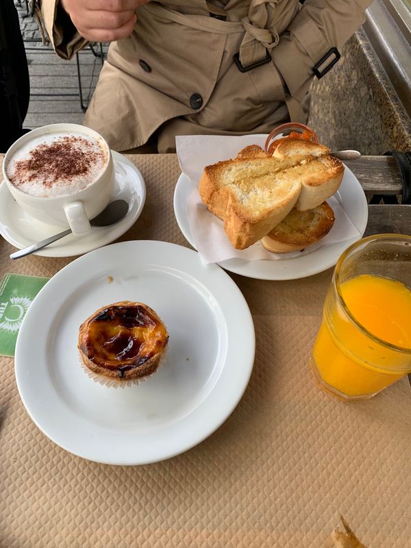 Vegane Köstlichkeiten & Kaffee