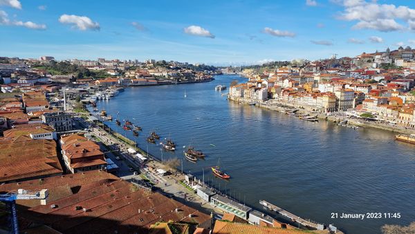 Schweben mit Aussicht über Porto