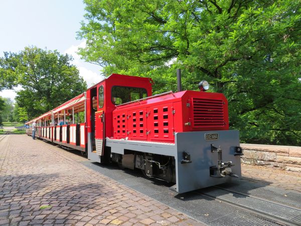 Vergnügliche Bahnfahrt 