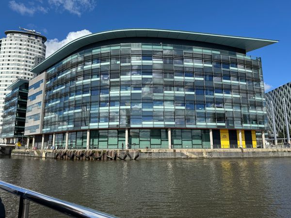 Manchester vom Wasser aus