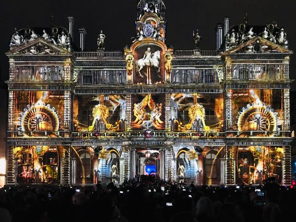 Lyon erstrahlt im Lichtermeer