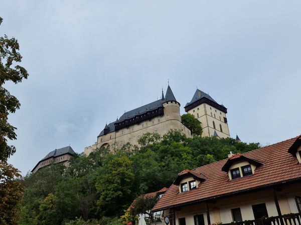 Majestätische Burgansicht