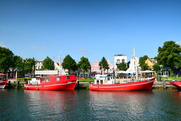 Maritimes Flair und leckere Fischbrötchen