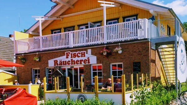 Frische Fischspezialitäten mit Aussicht