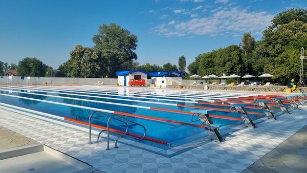 Familienspaß im Freibad