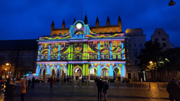 Gotische Pracht am Neuen Markt