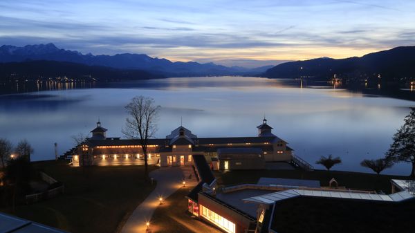 Saunieren mit Seeblick