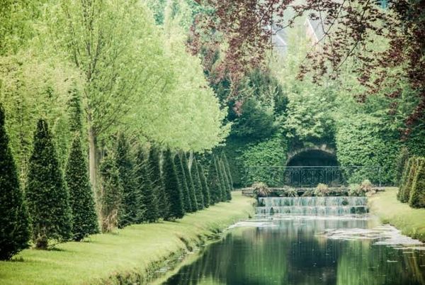 Wasser und Grün soweit das Auge reicht