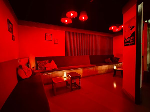 Feiere Amsterdam mit kreativen Cocktails