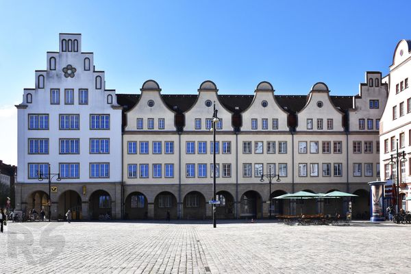 Gotische Pracht am Neuen Markt