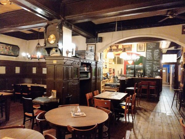Craft Bier & Billiard im historischen Ambiente