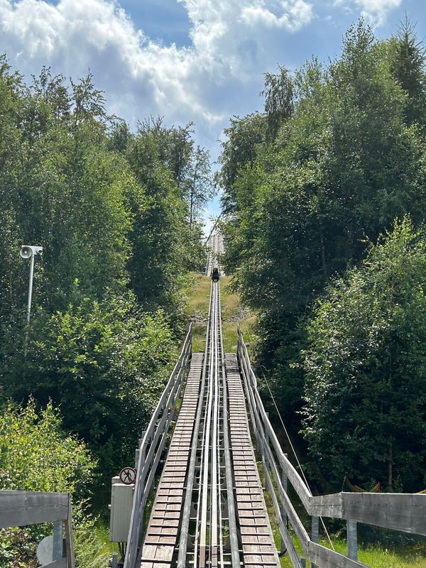 Rasante Abfahrt im Fichtelgebirge