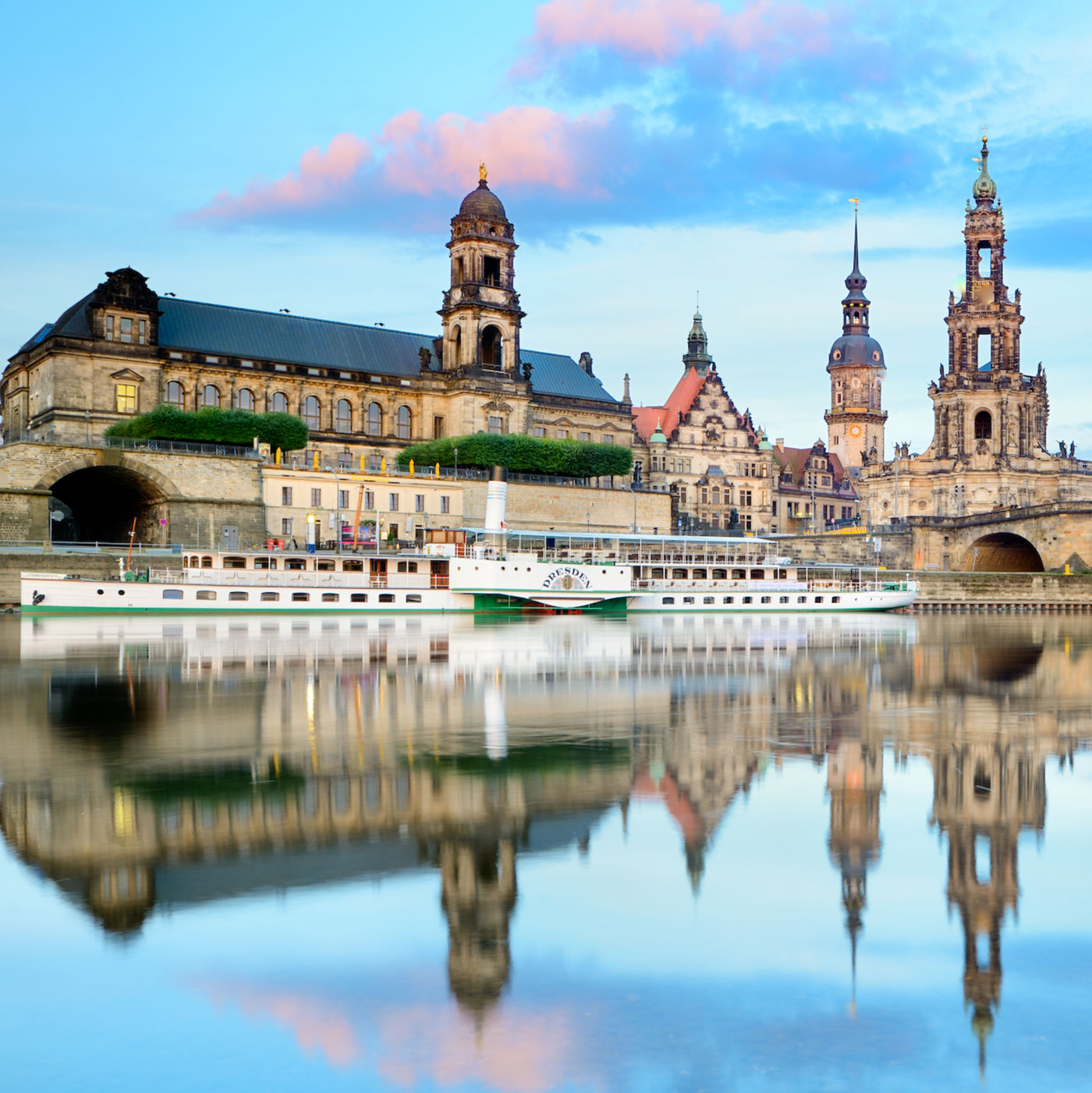 Dresden: Juwel an der Elbe