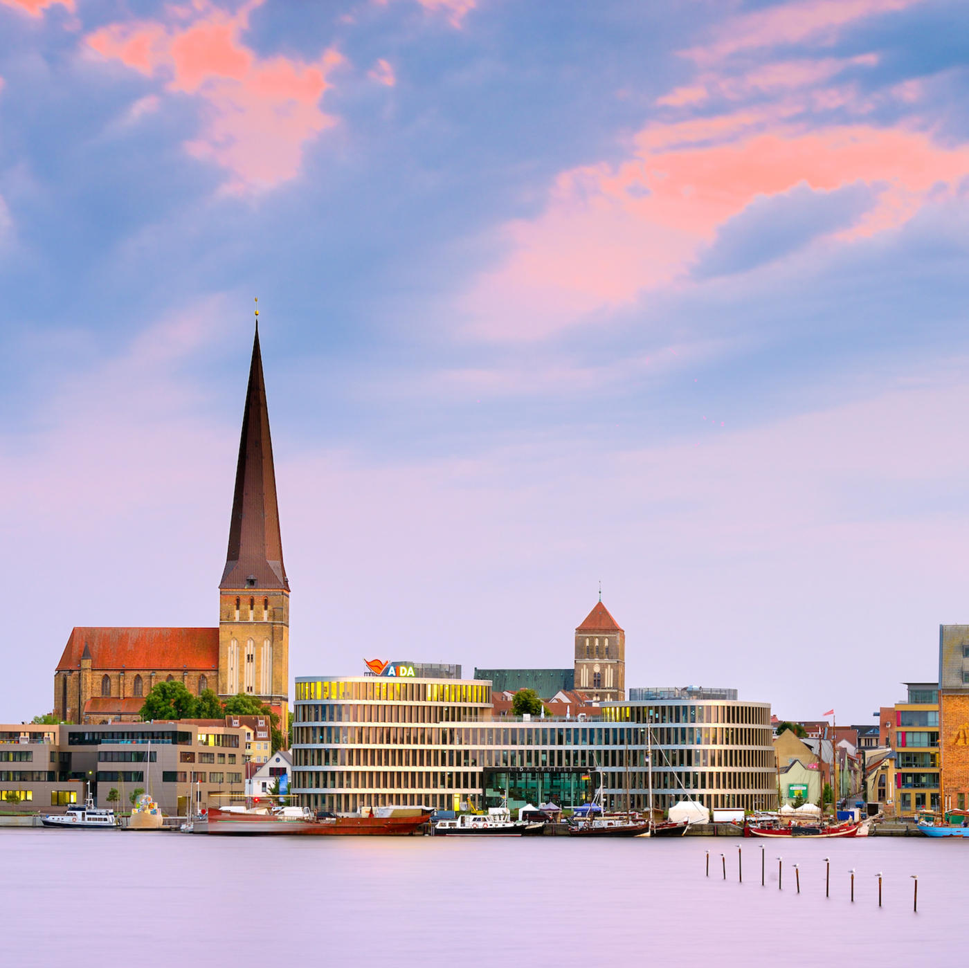 Explore
 your piece of
Rostock.
