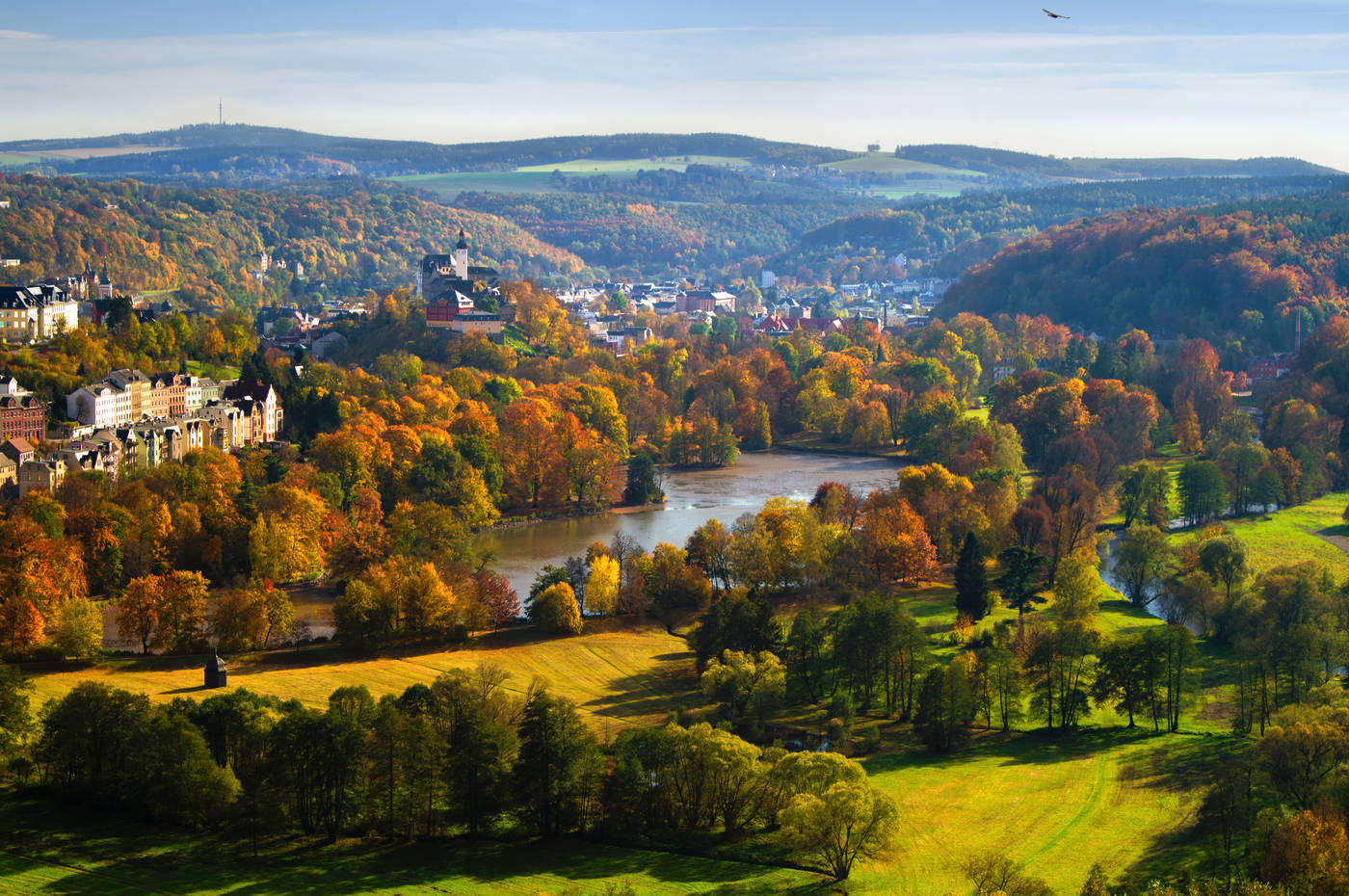 Entdecke
die malerische Landschaft.