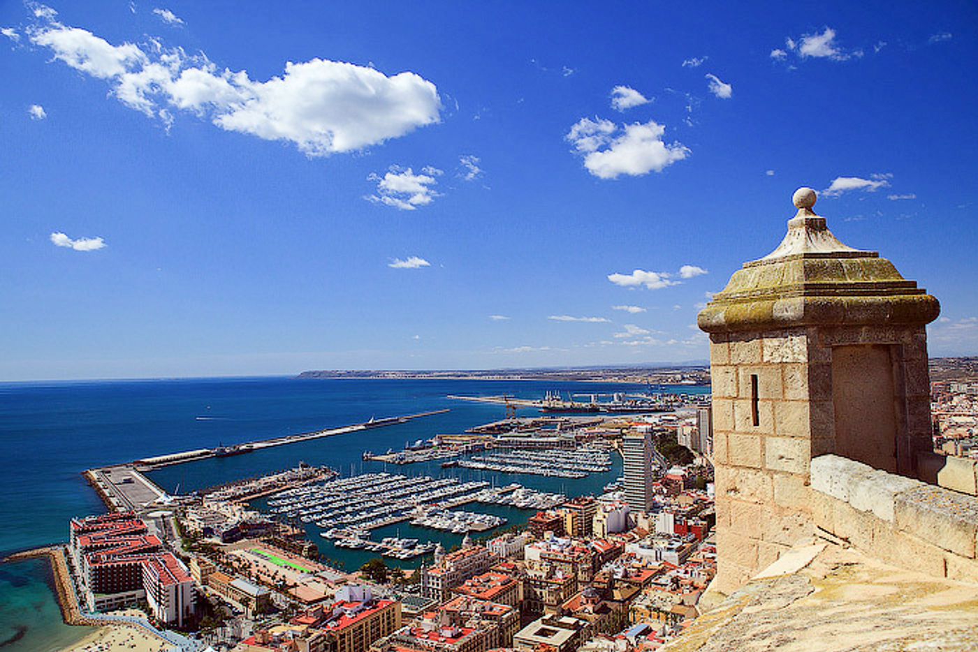 Alicante: Slunce, kultura a jezero