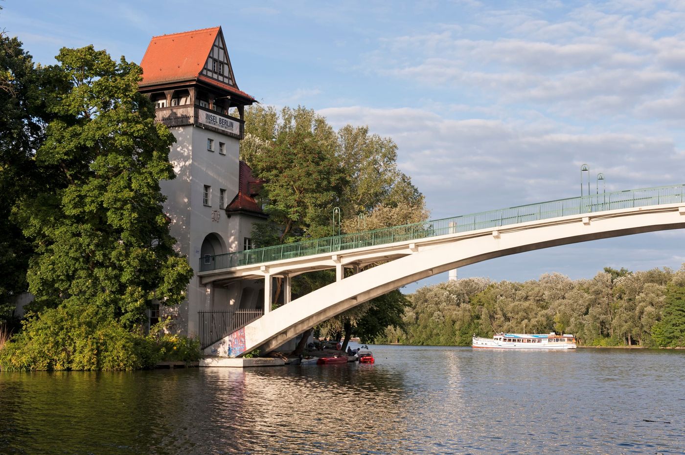 Grüne Oase an der Spree