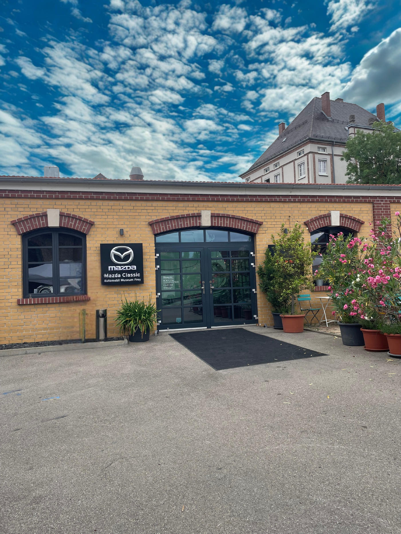 MAZDA  Classic - Automobilmuseum  Frey