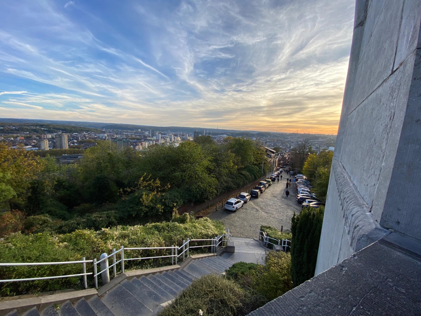 Noch etwas höher als Montaigne de Bueren