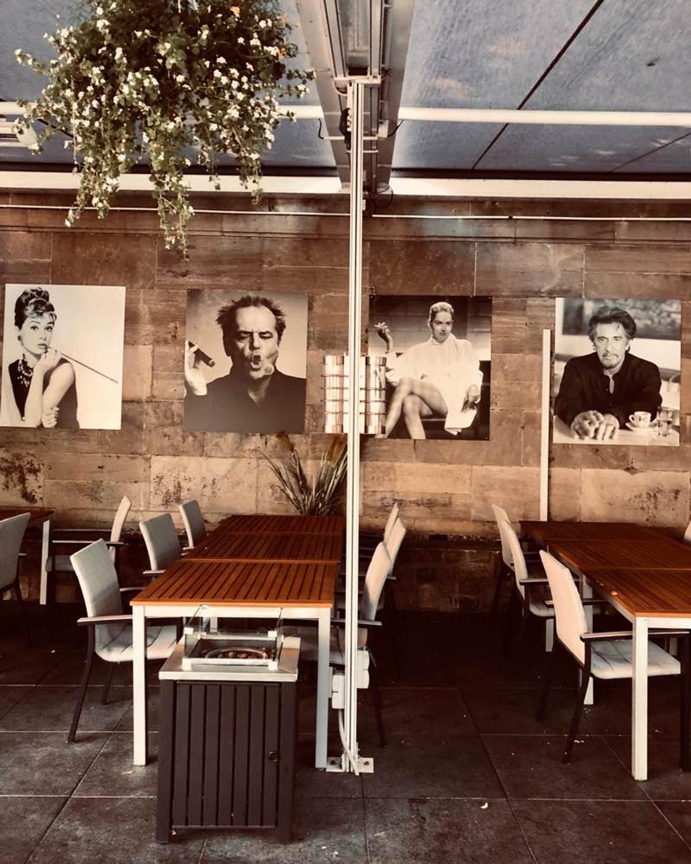 Waterfront & Sunset Lounge