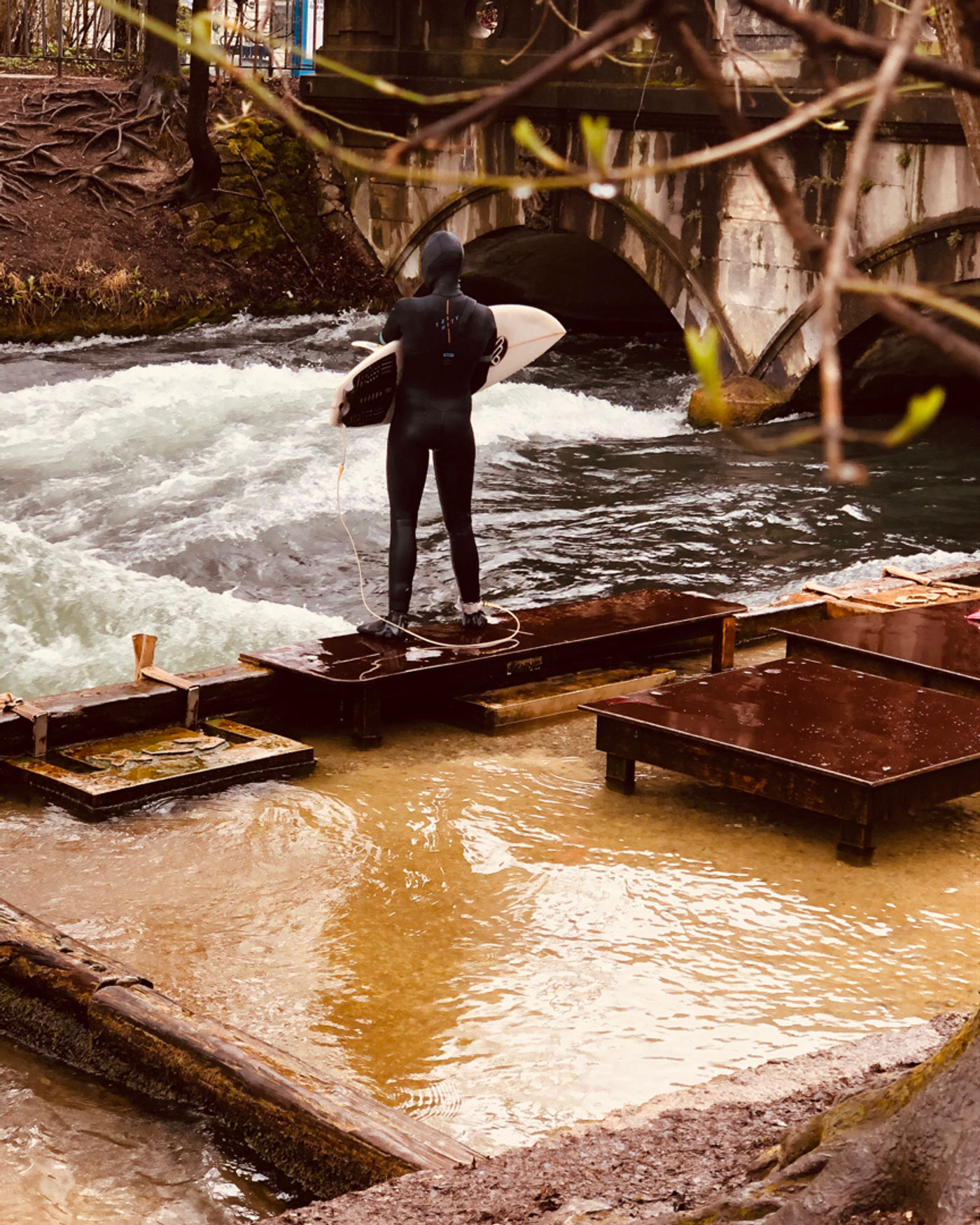 Surfen mitten in der Stadt