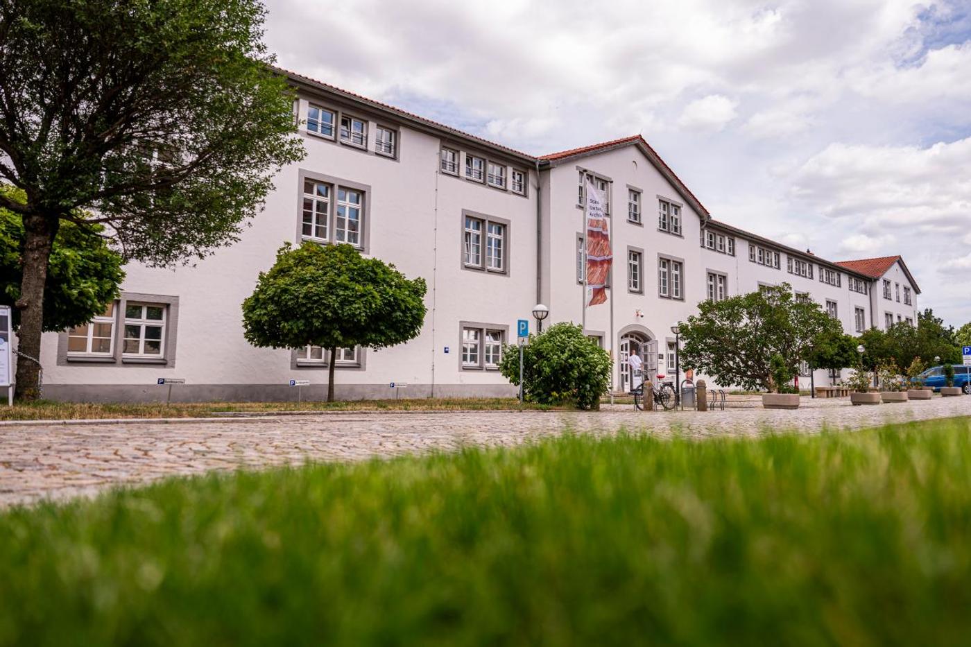 Zeitreise durch die Schatten der DDR