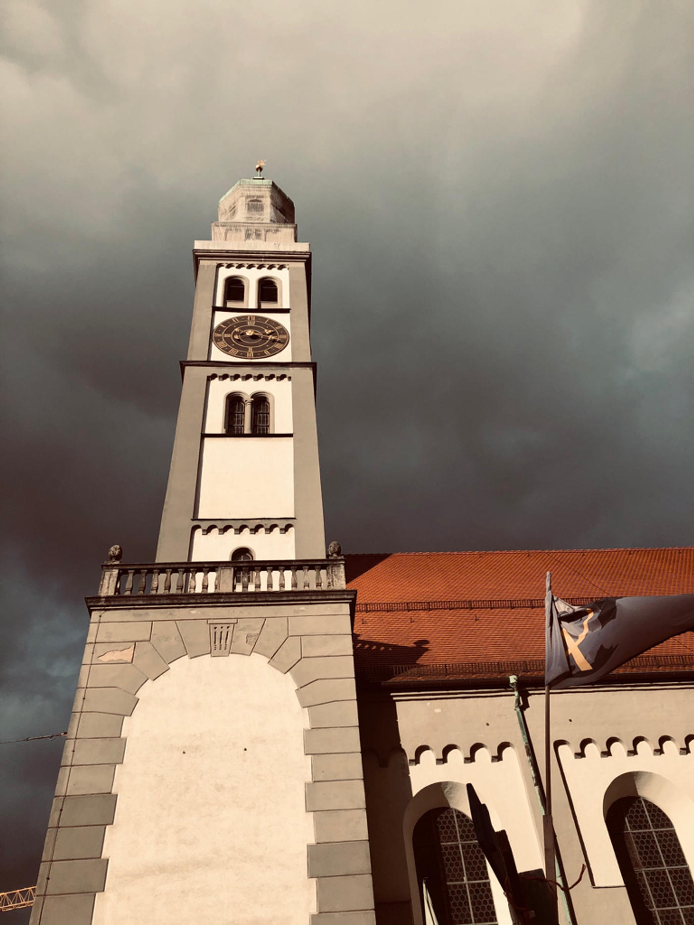 Alpenpanorama mitten in der Stadt
