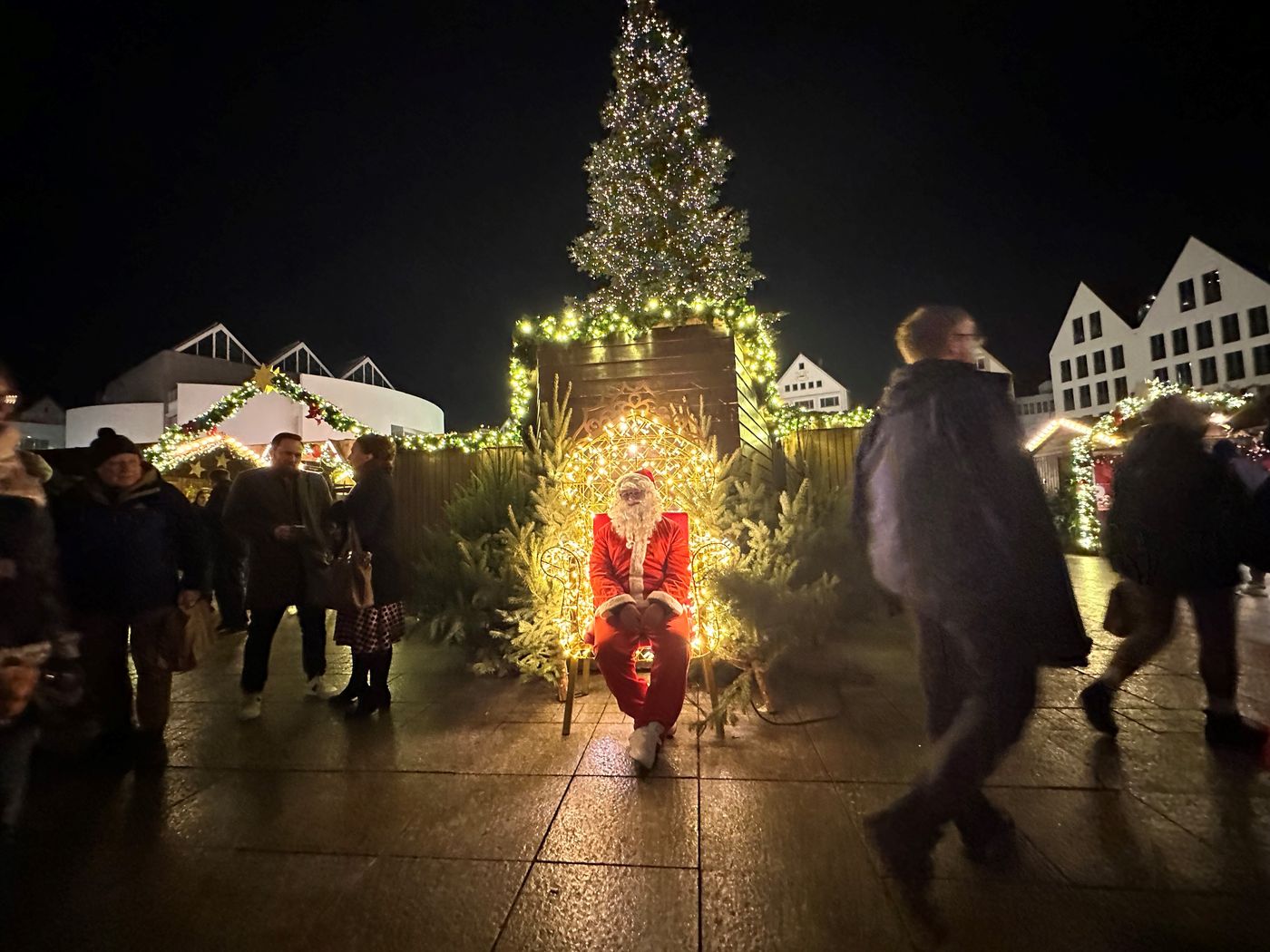 Beleuchteter Fotopoint auf dem Ulmer Weihnachtsmarkt