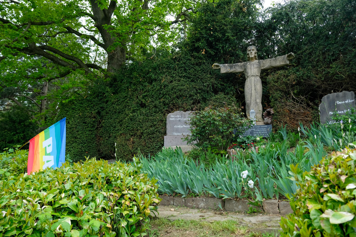 Ein Pfad der Geschichte und des Friedens