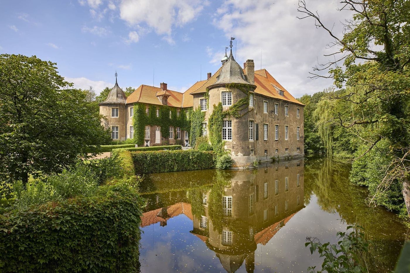 Märchenhaftes Wasserschloss