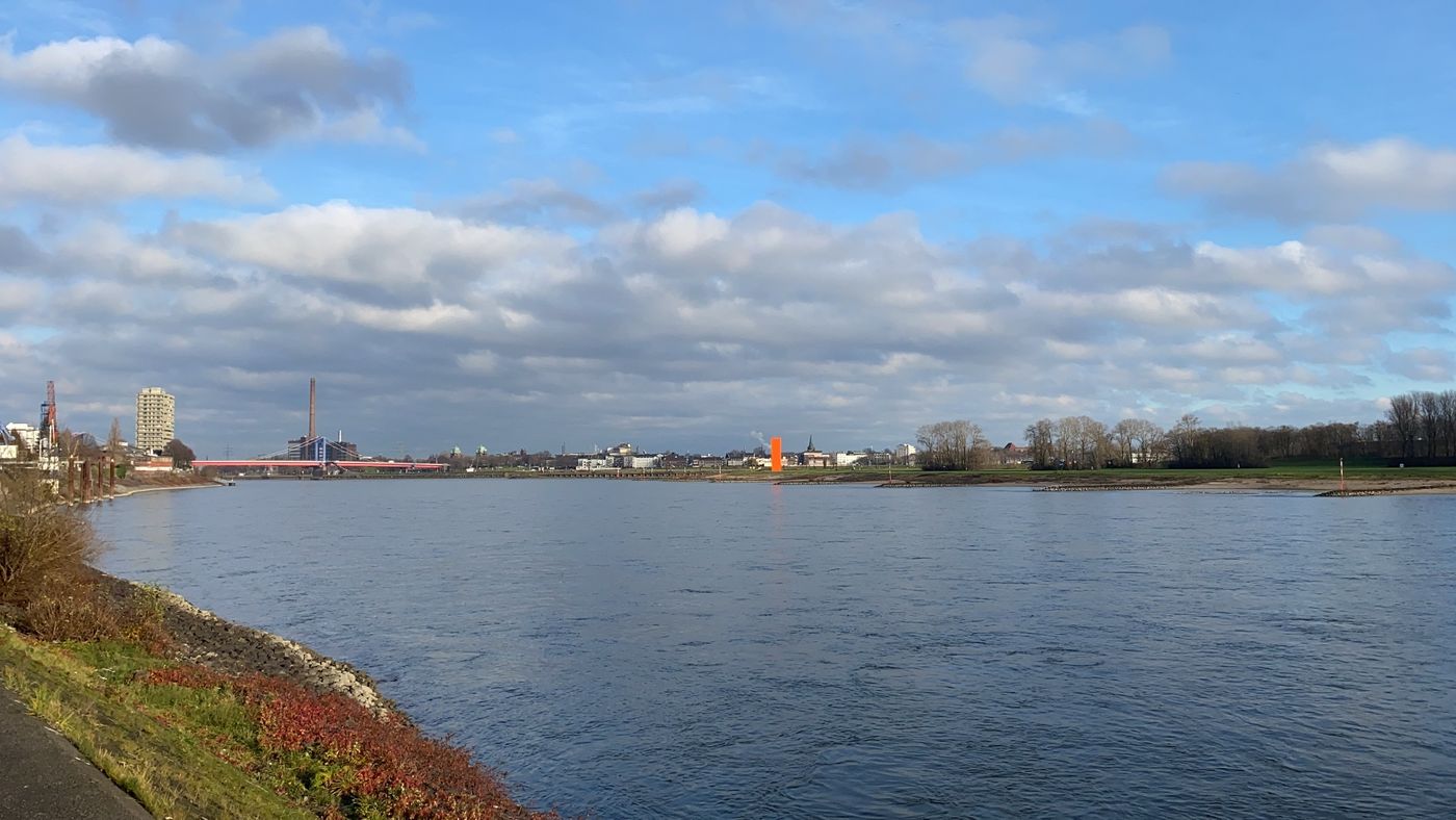 Duisburger Hafenrunde entlang Rhein und Ruhr