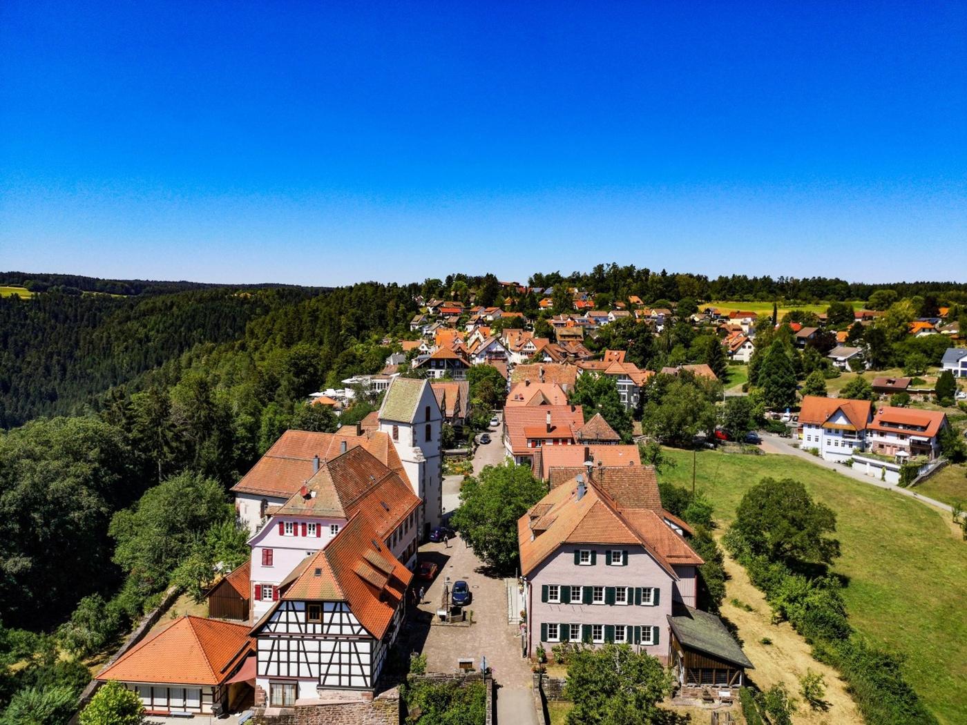 Verwunschene Vergangenheit und Panoramablicke