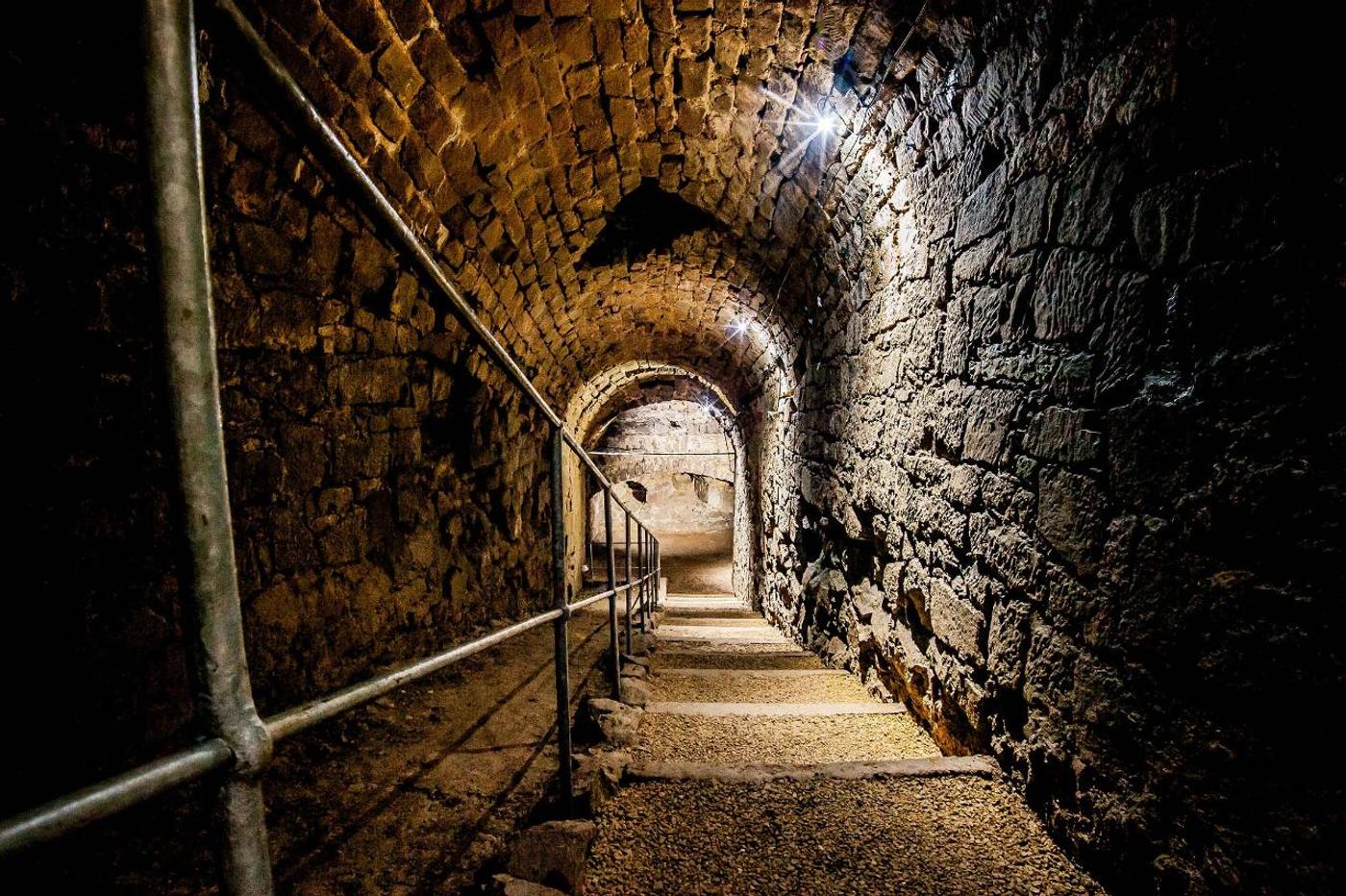 Geheimnisse unter der Erde