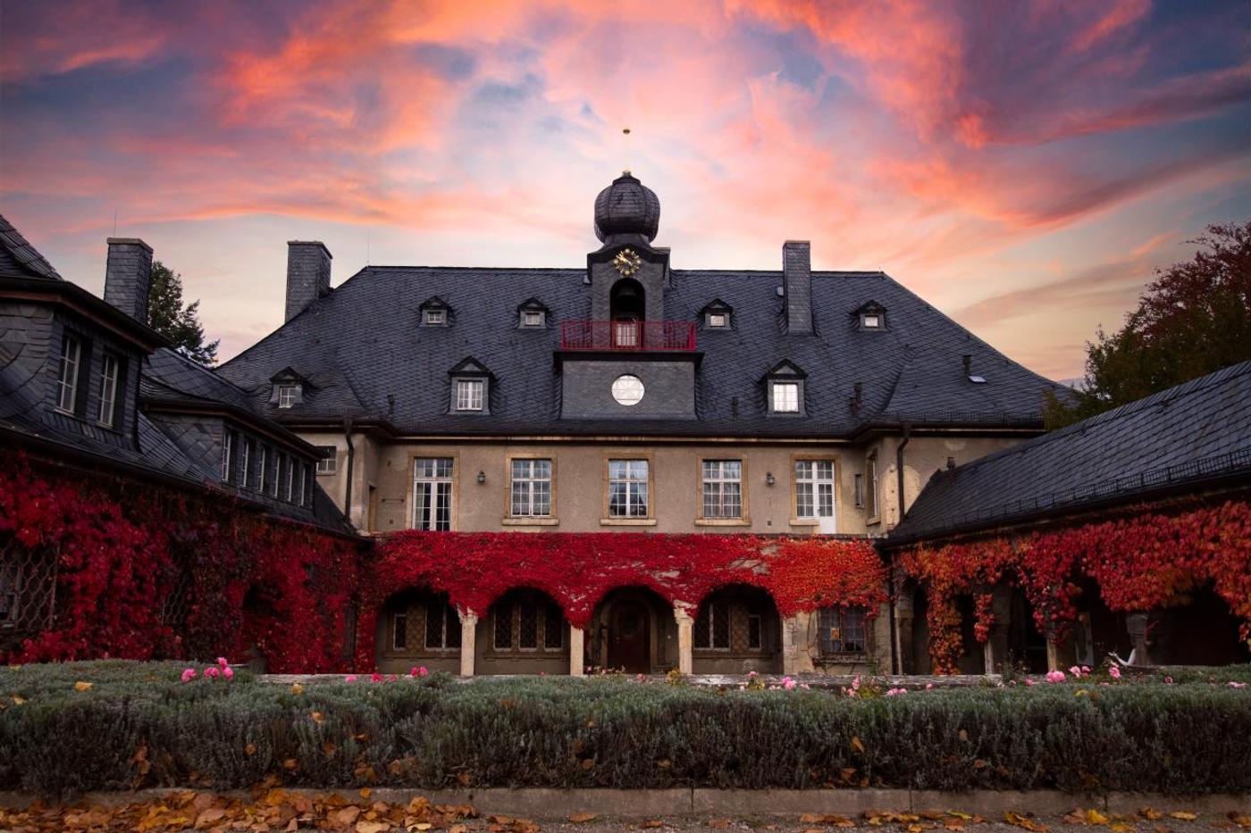 Historische Eleganz und Natur genießen