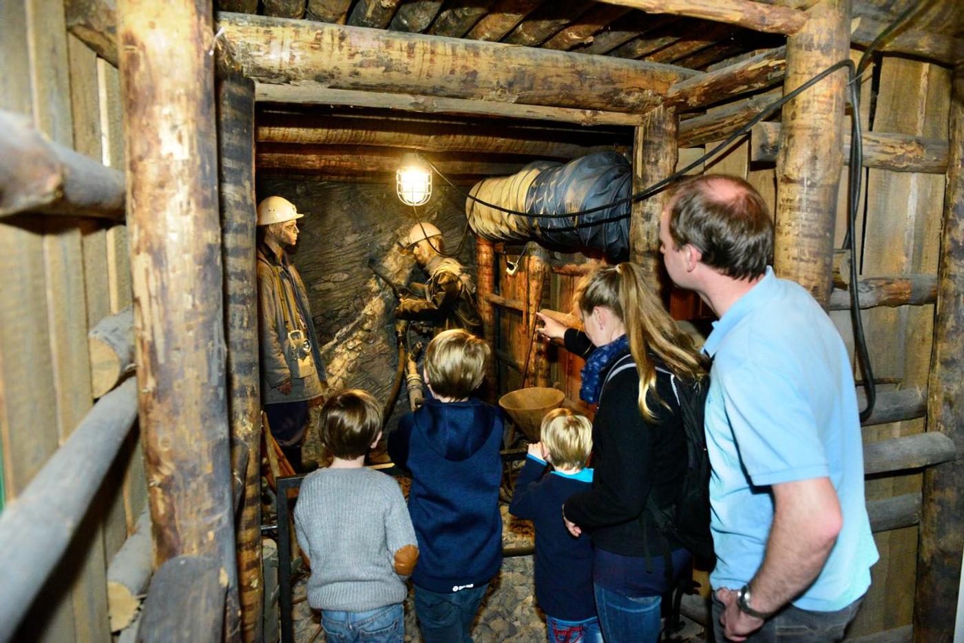 Entdeckungsreise in die Welt des Uranbergbaus