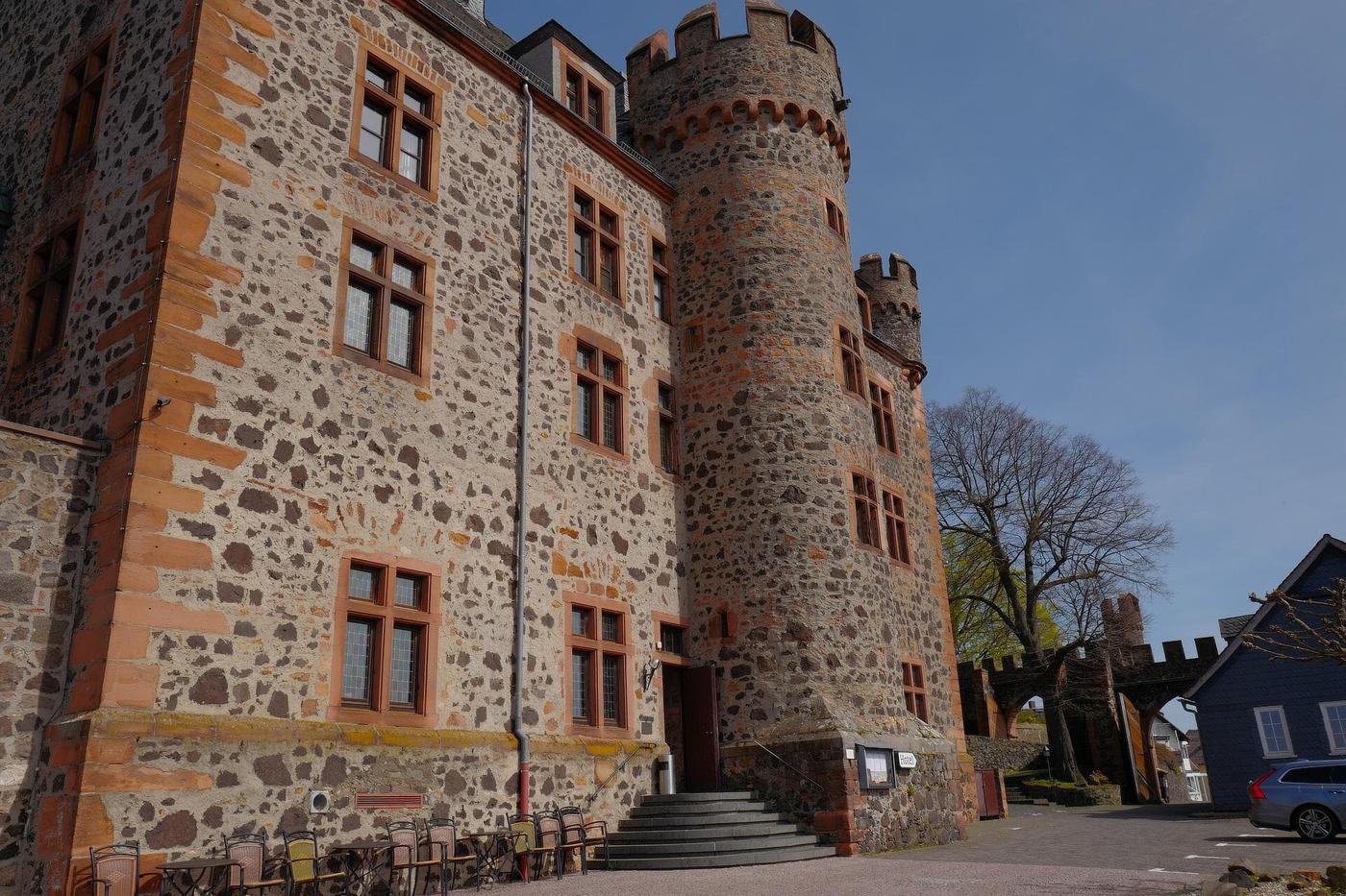 Historische Mauern und Ausblicke