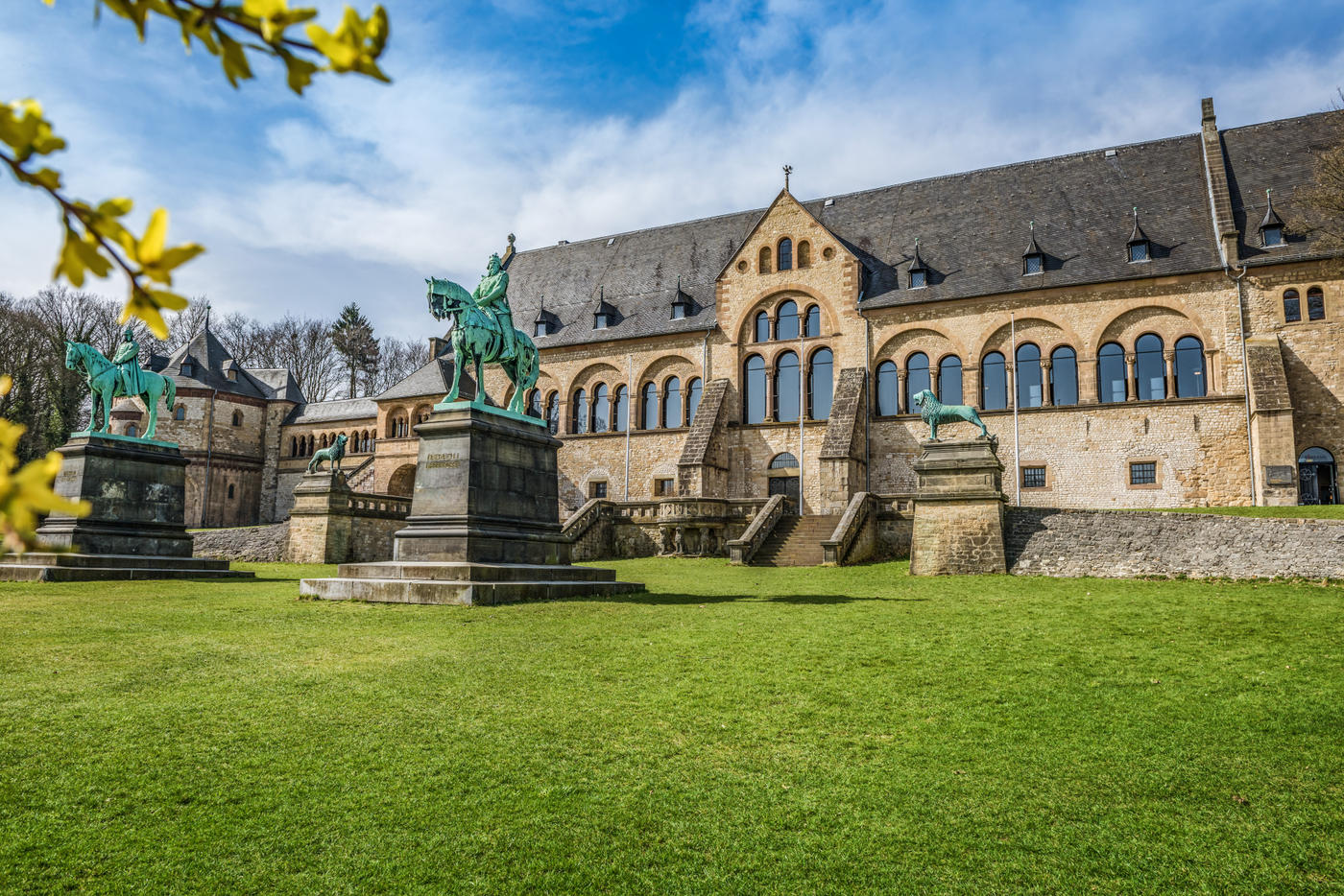 Eine Stadt mit historischem Flair