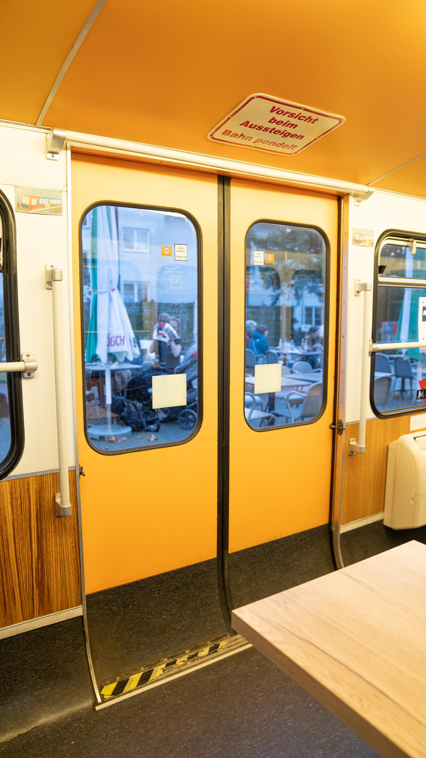 Bistro in der Schwebebahn