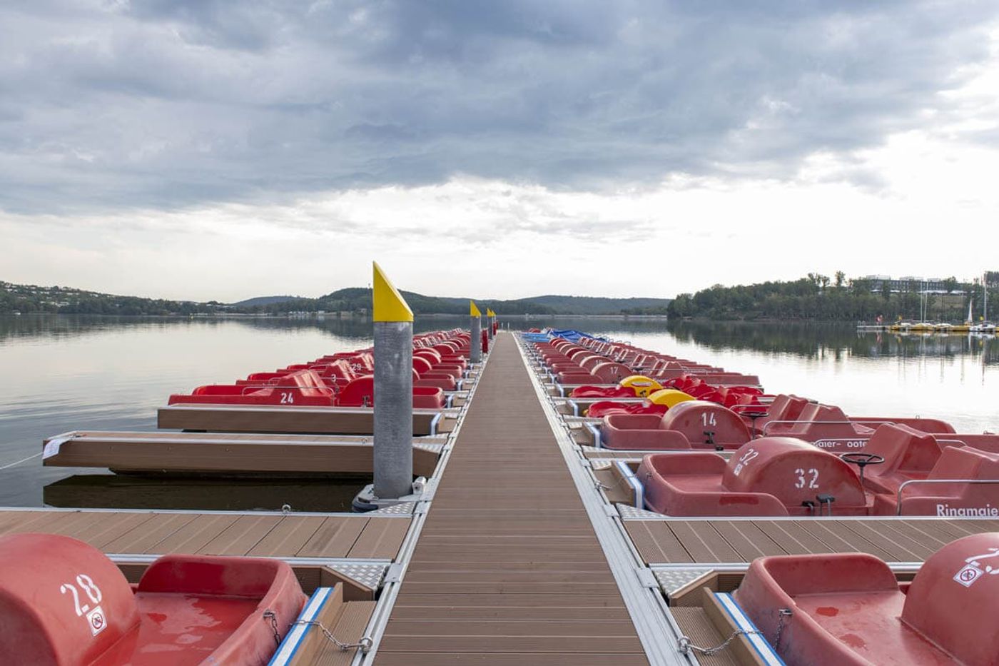 Tretbootverleih Bosener Seeseite