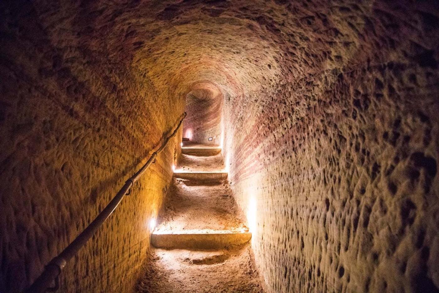 Geheimnisvolle Unterwelt Europas größter Buntsandsteinhöhlen