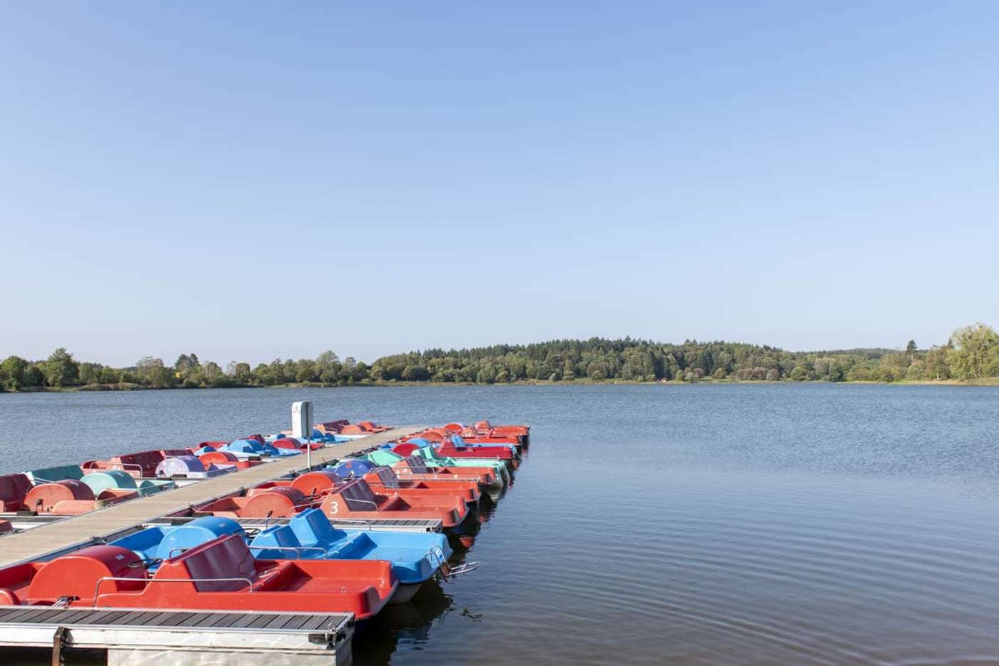 Tretbootabenteuer am Stausee