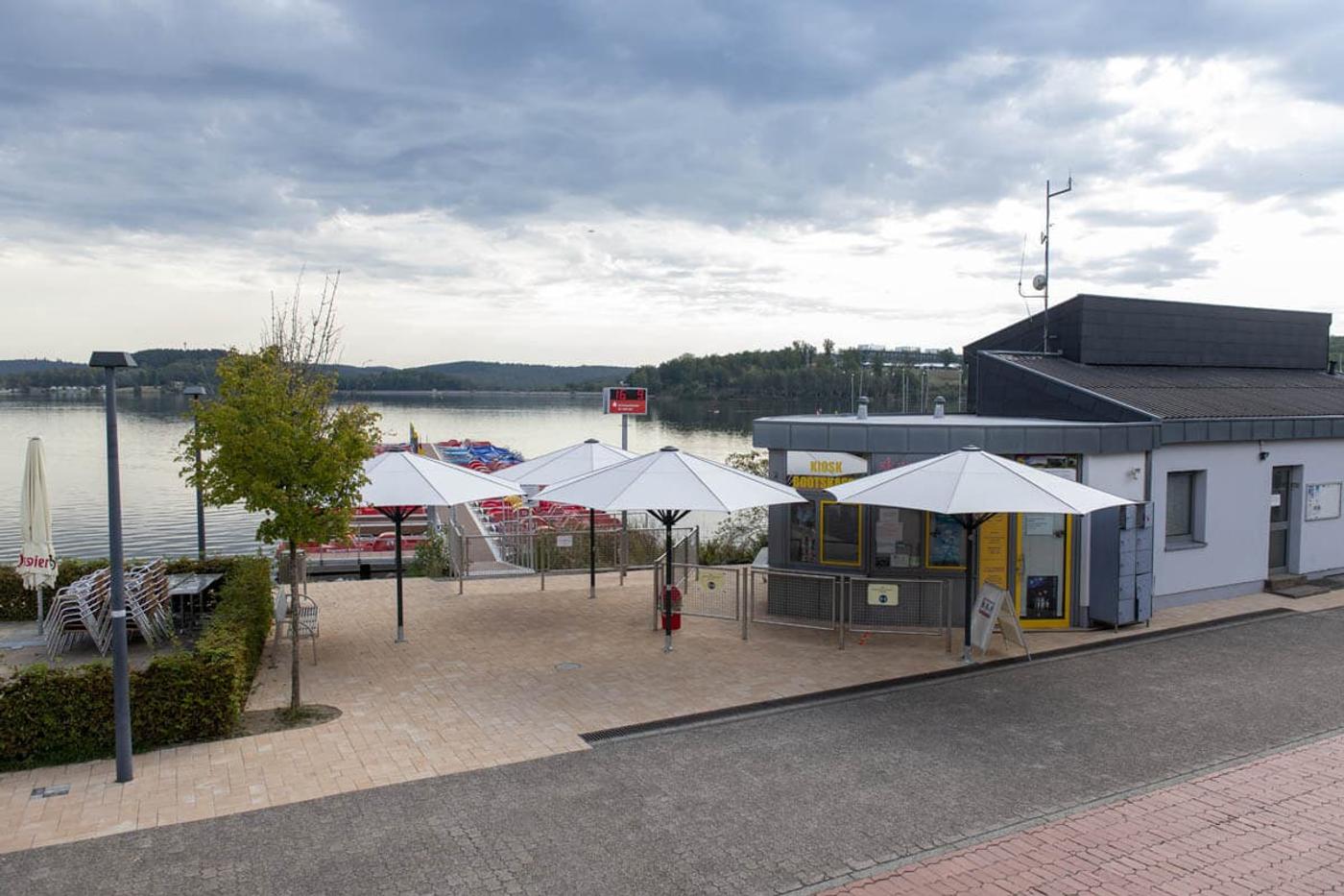 Tretbootverleih Bosener Seeseite