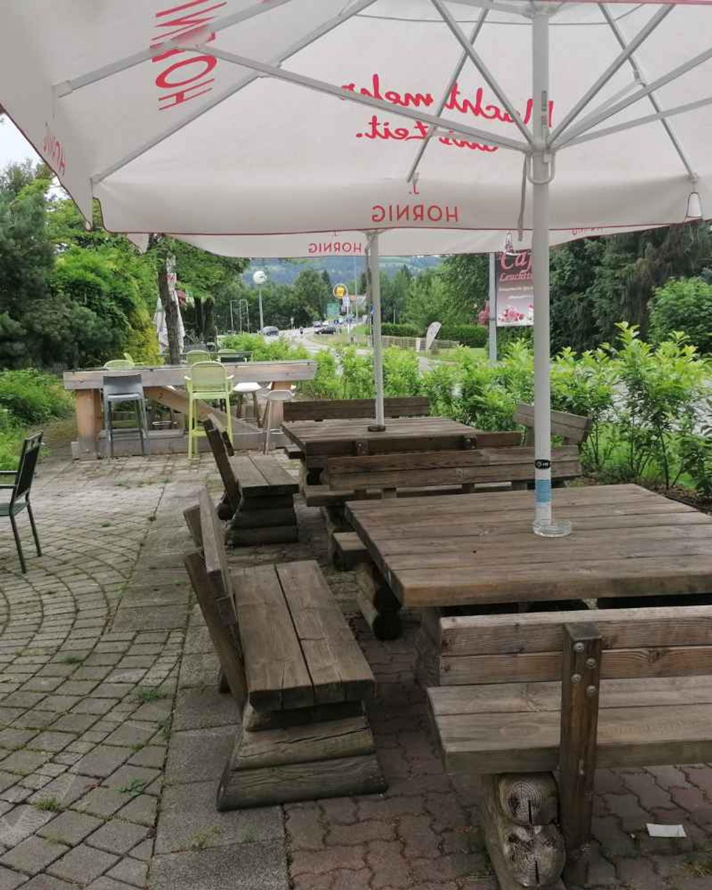 Café mit super Sitzgarten und leckerem Eis