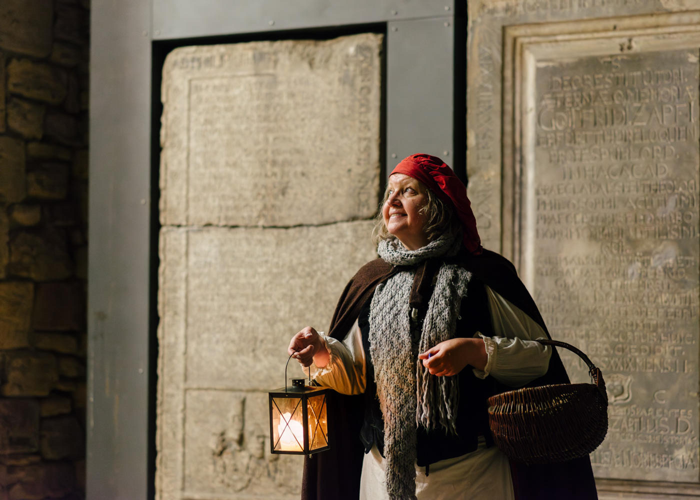 Galgen, Gassen & Ganoven - Jenas Kostümführung im Abendlicht